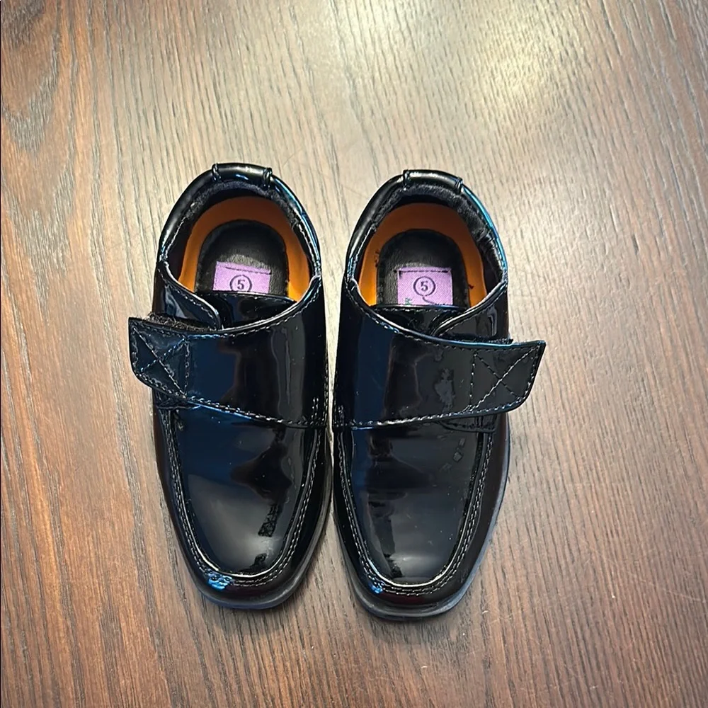 Kids Black Formal Shoes Velcro Dress Shoes Size 5C